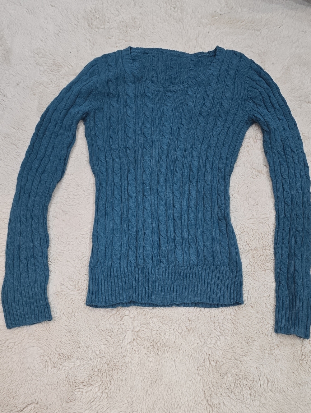 Classic Cable Knit Women's Sweater - Teal Blue